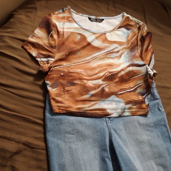 SALE NWOT Tie Dye Crop Tee Shirt Sz M - Picture 8 of 9